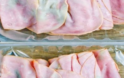Pulled out some deli meat from fridge. My mother-in-law says it’s wasteful not to use it, but it looks bad to me. What should I do?